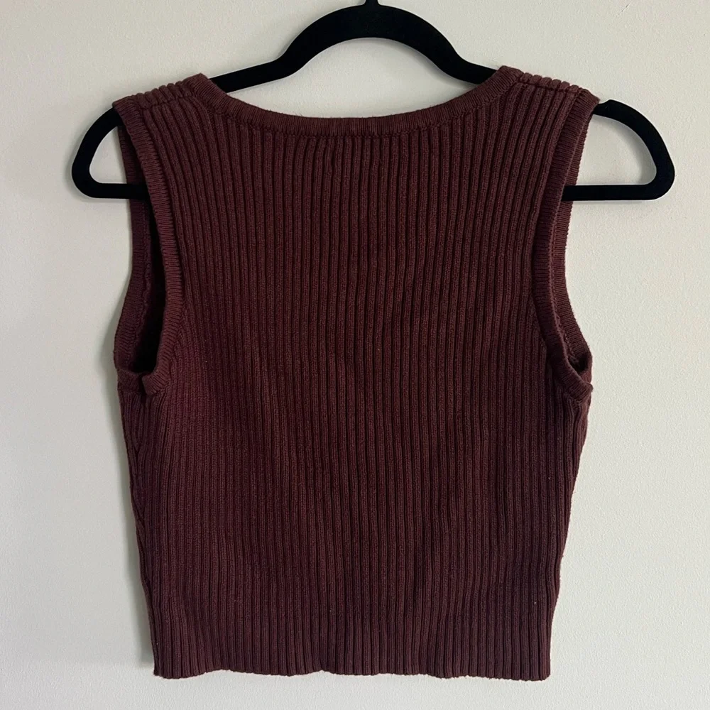 La Hearts Burgundy Ribbed Tank Top - Picture 3 of 3